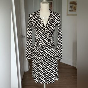 Diane Von Furstenberg Black and White Chain Print Midi Jeanne Silk Wrap Dress